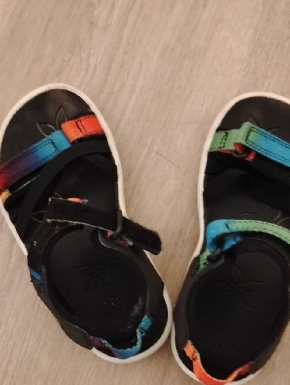 Keen Kids Black Sandals with Rainbow Straps - Picture 8 of 10